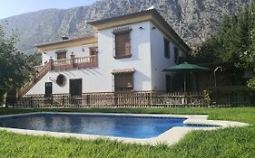 Villa Hierbabuena